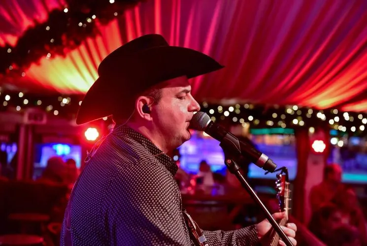 Country Night met Robby Longo!